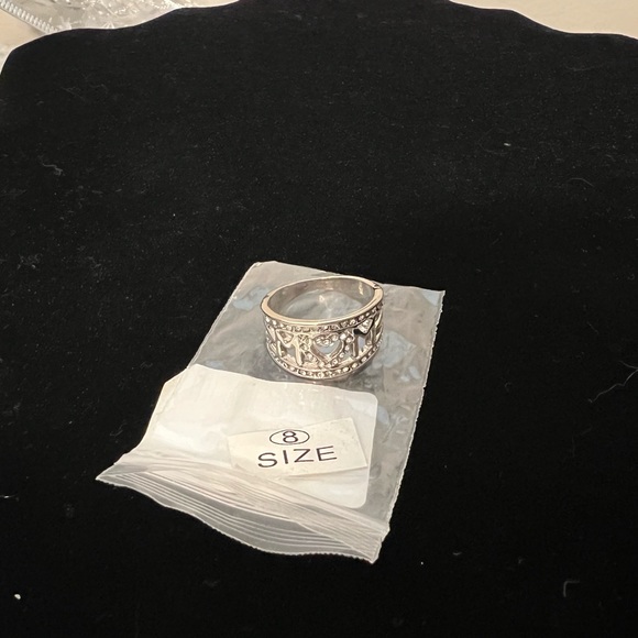 New Mom ring - Picture 4 of 4